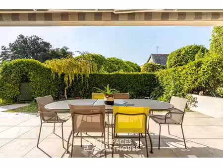 rénovation d'architecte avec jardin au coeur de montchat