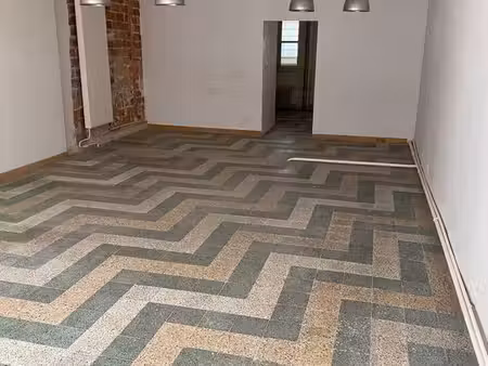 local commercial hyper centre
