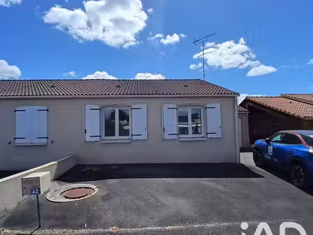 maison à la ferrière (85280)