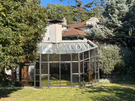maison de caractère au cœur de châteauvert 340 m² habitable sur parcelle de 3 280 m²