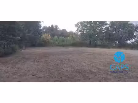 terrain viabilisé 1200 m2
