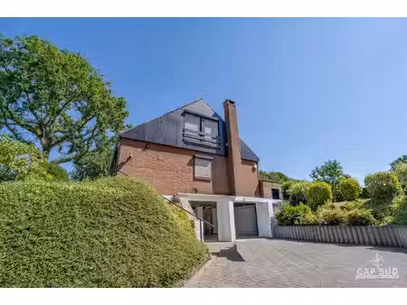 maison à louer avec garage et terrasse   ophain-bois-seigneur-isaac (vbe60227)