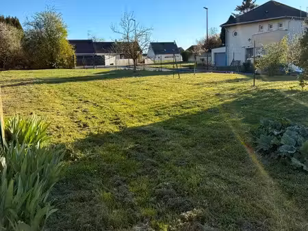 terrain constructible de 700m2