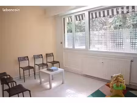 location bureau paramédical / médical