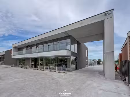 espace industriel commercial / bureaux