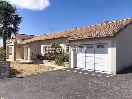 maison 6 pièces - 172 m²
