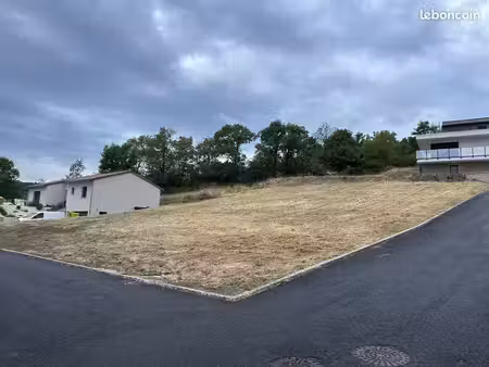 vente terrain constructible 1 100 m²