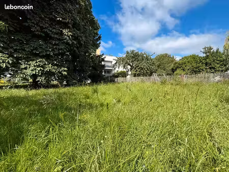 terrain 386 m² angers