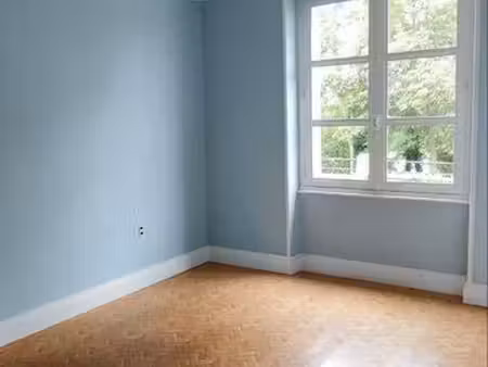 à vendre – f2 48 m² – pompey hyper-centre