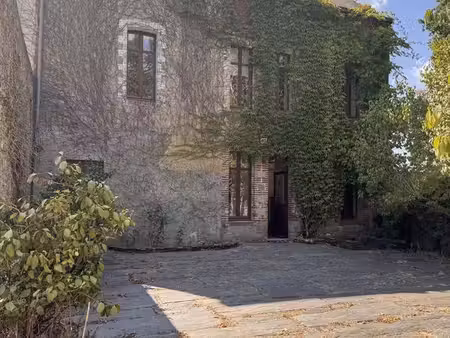 maison 7 pièces 203 m²