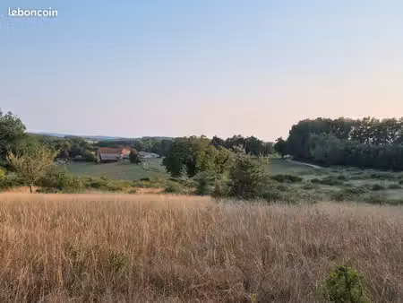 terrain a construire avec pc obtenu 26.368 m²