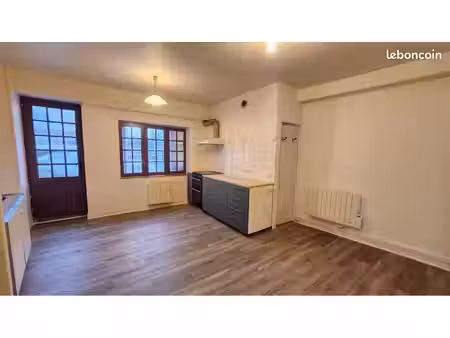 à louer falaise f2 rdc