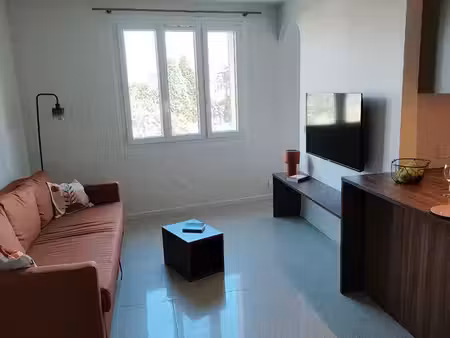 appartement meublé équipé à neuf entièrement rénové hyères centre ville