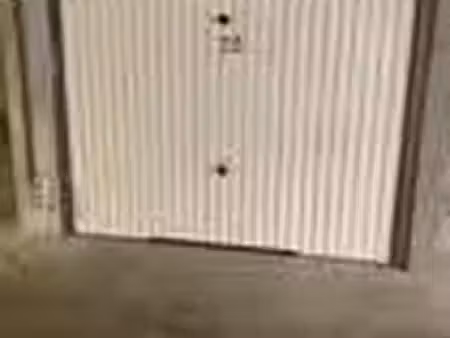 loue garage