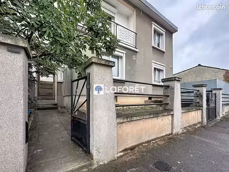 maison 4 pièces 82 m²