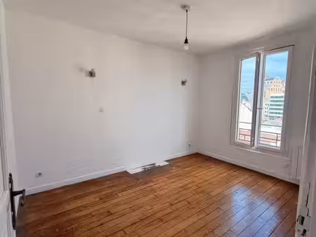 charmant trois pièces à deux pas du canal