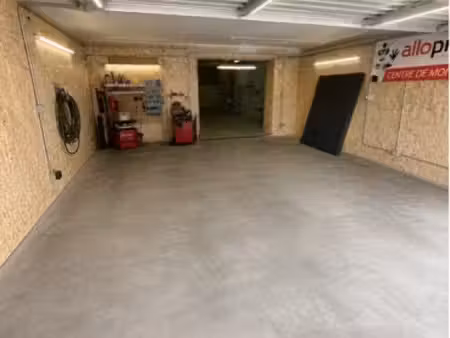 local 80m2 box / artisans / stockage / entrepôt