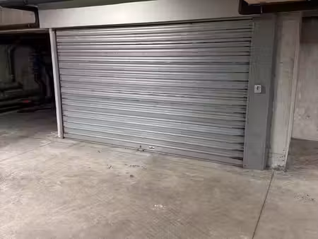 parking longue durée moto/scooter/tondeuse à metz 3 min gare