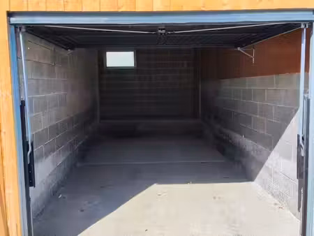 location garage ou box de stockage
