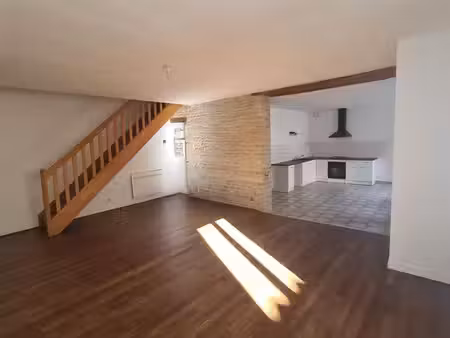 location maison de ville