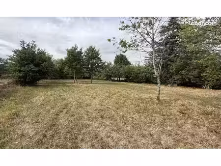 terrain 505 m² saint ave