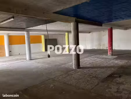local commercial 392 m²