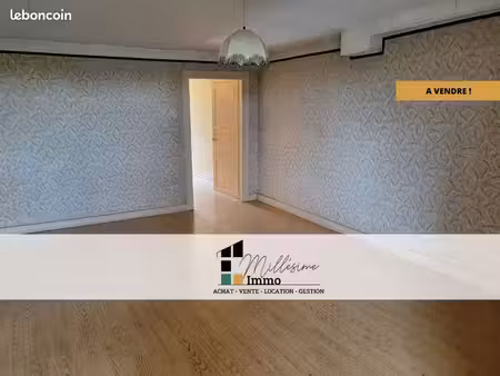 propriété 7 pièces 107 m²
