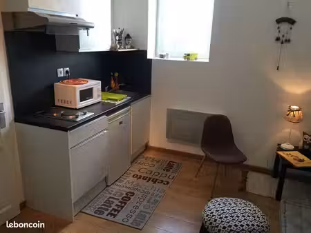 beau studio t1 meublé de 25 m2