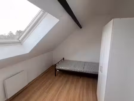 chambre meublée 12 m² – appartement rénové – étudiant