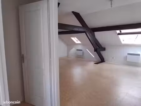 location studio maubeuge 390 euros