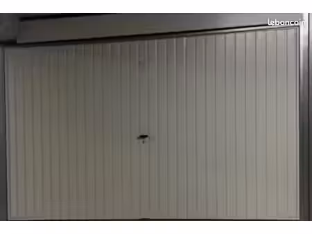 box proche gare de chambly