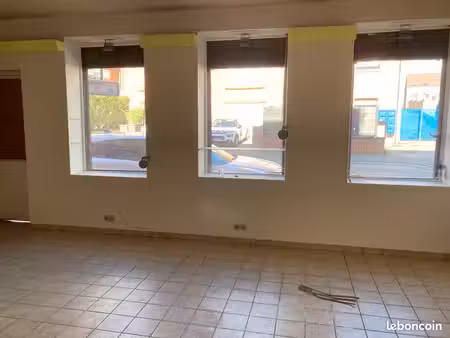 local commercial 42 m2 mouvaux
