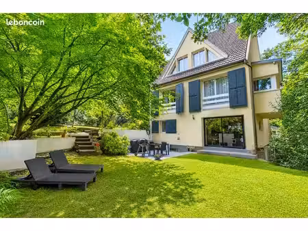 maison 7 pièces 169 m²