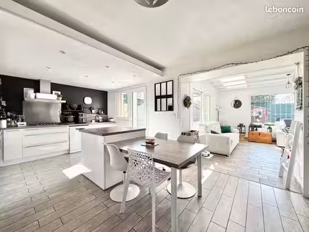 maison 4 pièces 105 m²