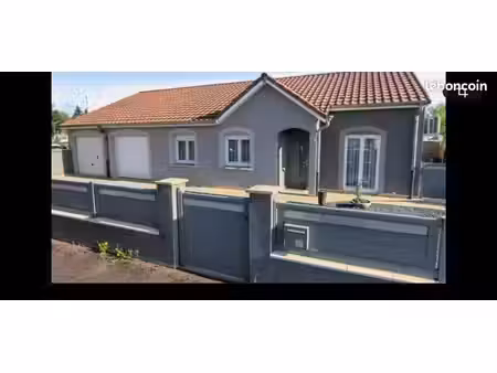 maison de plain-pied 5 pieces 102m2