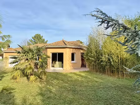 maison t5 de plain-pied