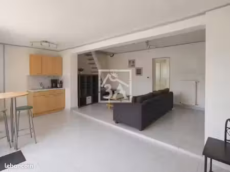 maison 4 pièces 65 m²