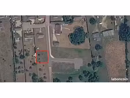 terrain constructible 585m2 viabilisé