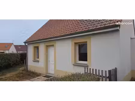 maison individuelle avec garage et jardin
