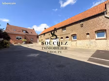 propriété 6 pièces 152 m²