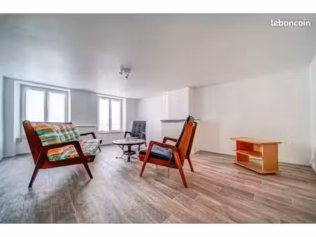 loue f3 meublé
