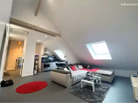 location appartement f3 atypique totalement rénové