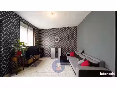 maison 7 pièces 132 m²