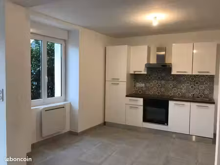 à louer - maison la gacilly