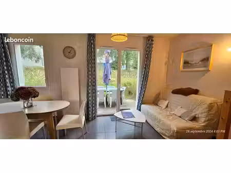 location maisonnette avec piscine à quéven