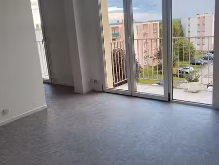 appartement 2 pièces beauséjour
