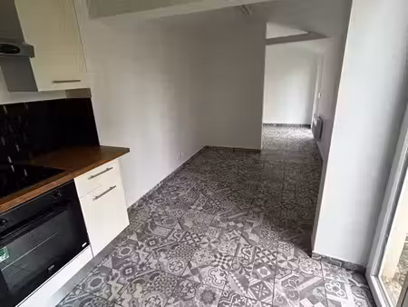 studio 20m2 saint maximin