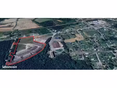 local 28000 m² questembert