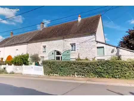 ferme 4 pièces 161 m²