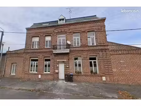 immeuble 8 pièces 146 m²